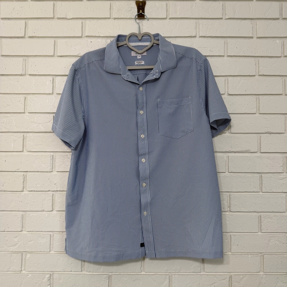 Greg Norman Blue & White Striped Button Down Shirt – Men’s Large